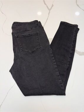 Old Navy Rockstar Super Skinny High Rise